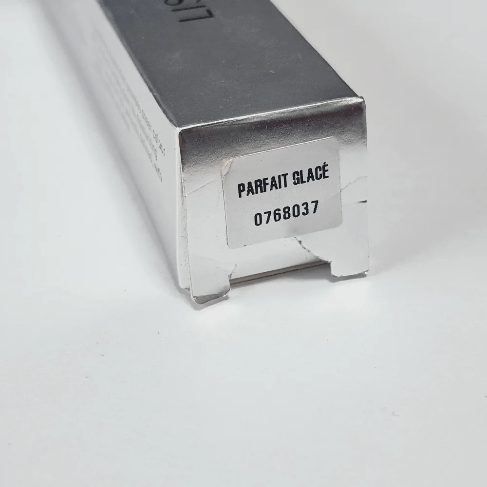 Lise Watier Lip BALM Parfait Glace Hydrating Sheer Colour NIB - Picture 7 of 7